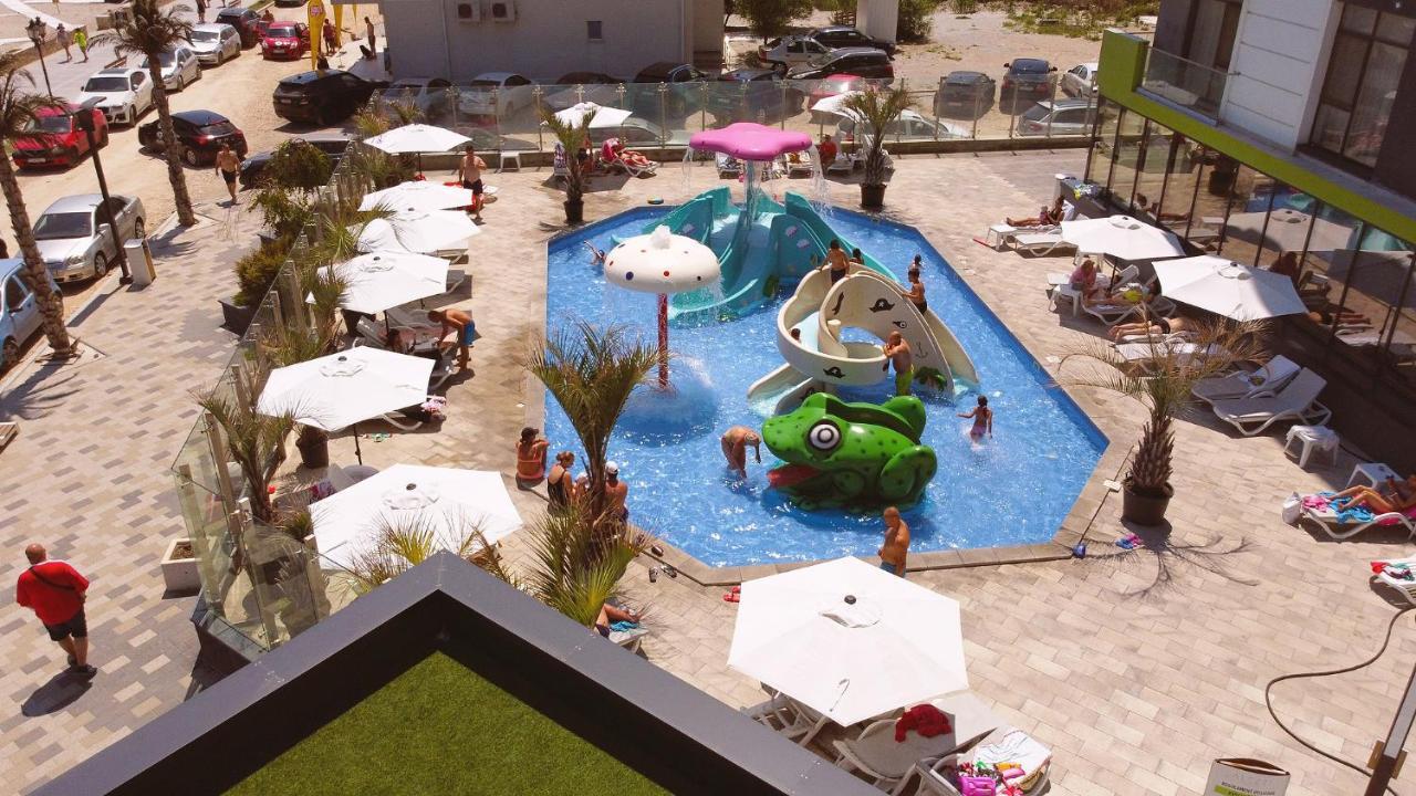 Provence Apartment In Spa N Pool Resort Mamaia Eksteriør billede